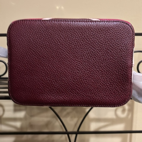 NWT Kate Spade Marti Chevron Small Bucket Bag - Picture 4 of 6